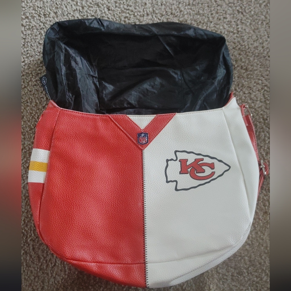 Chiefs Purse